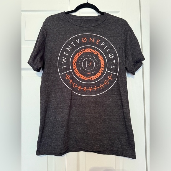 Small unisex Gray Twenty One Pilots Blurry Face  concert shirt sleeve shirt - Picture 1 of 3